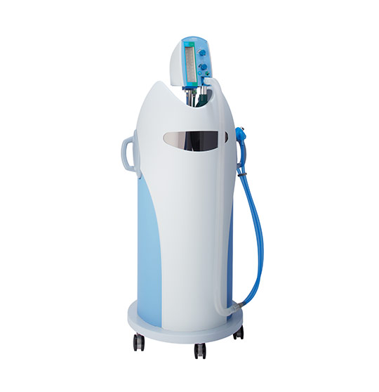 笑気吸入鎮静器
